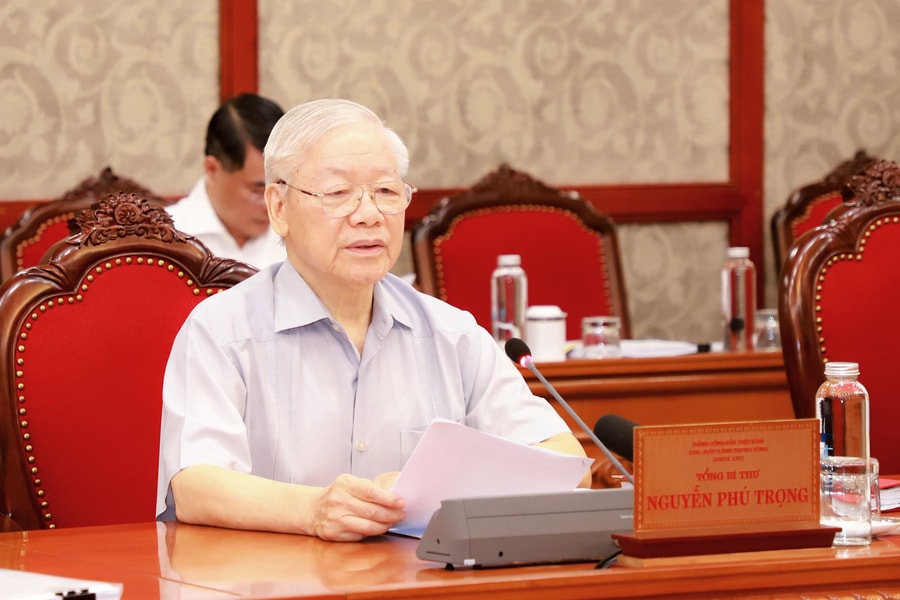 Tổng Bí thư Nguyễn Phú Trọng: ‘Phải bước thật mạnh, tiến thật xa, Nghệ An như thế mới là Nghệ An'