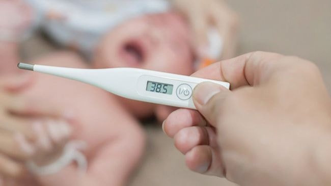 Sốt, sụt cân không lý do..., cảnh báo dấu hiệu sớm của ung thư hạch bạch huyết ở trẻ