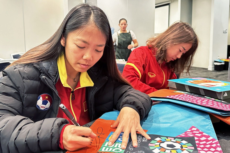 Huỳnh Như có hành động đặc biệt trước giờ khai mạc World Cup nữ 2023 