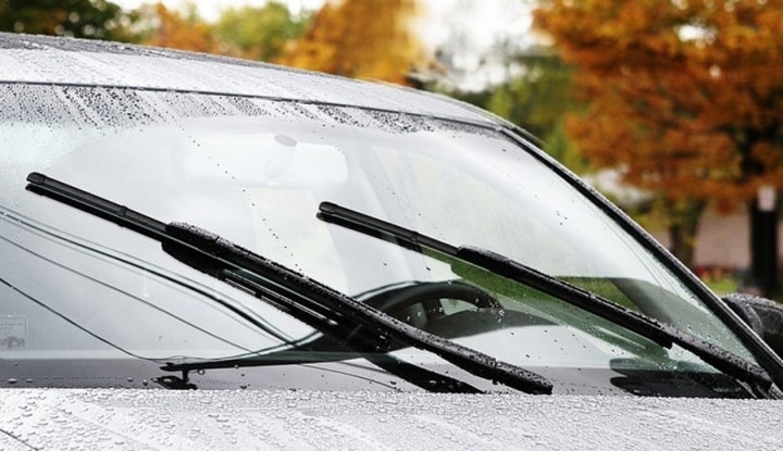 Những nguyên nhân khiến gạt nước ô tô kém hiệu quả