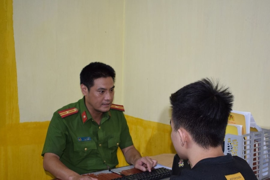 Tuyển người trên Facebook, thanh niên lừa bán 3 cô gái Nghệ An với giá 20 triệu