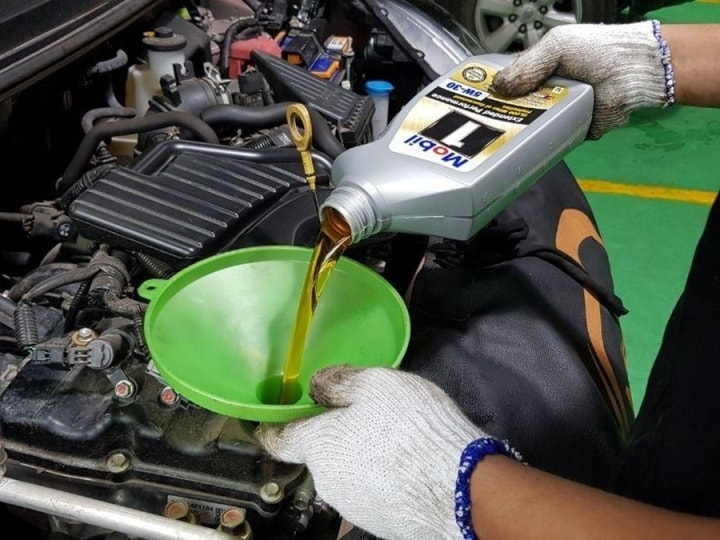 Hướng dẫn tự thay nhớt động cơ cho ô tô