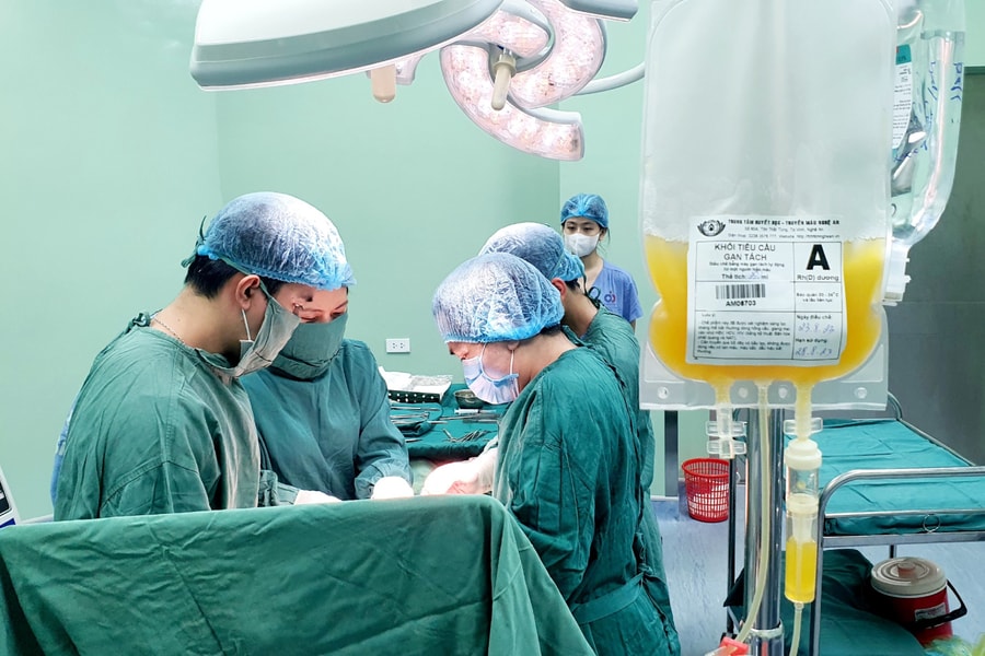 Bệnh viện Sản Nhi Nghệ An kích hoạt 'Ngân hàng máu sống' cứu sản phụ ở Hà Tĩnh