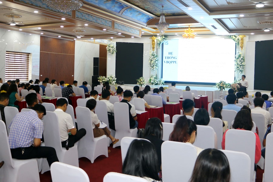 Hơn 200 đại biểu tham gia tập huấn công tác xây dựng văn bản quy phạm pháp luật