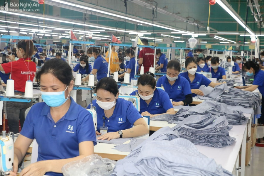 Kịp thời hỗ trợ người lao động bị giảm giờ làm, chấm dứt hợp đồng lao động 