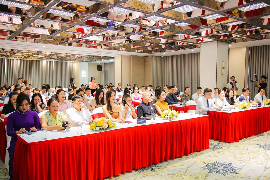 Hoa khôi Miss Vinh sẽ được nhận nhiều giải thưởng hấp dẫn từ ban tổ chức