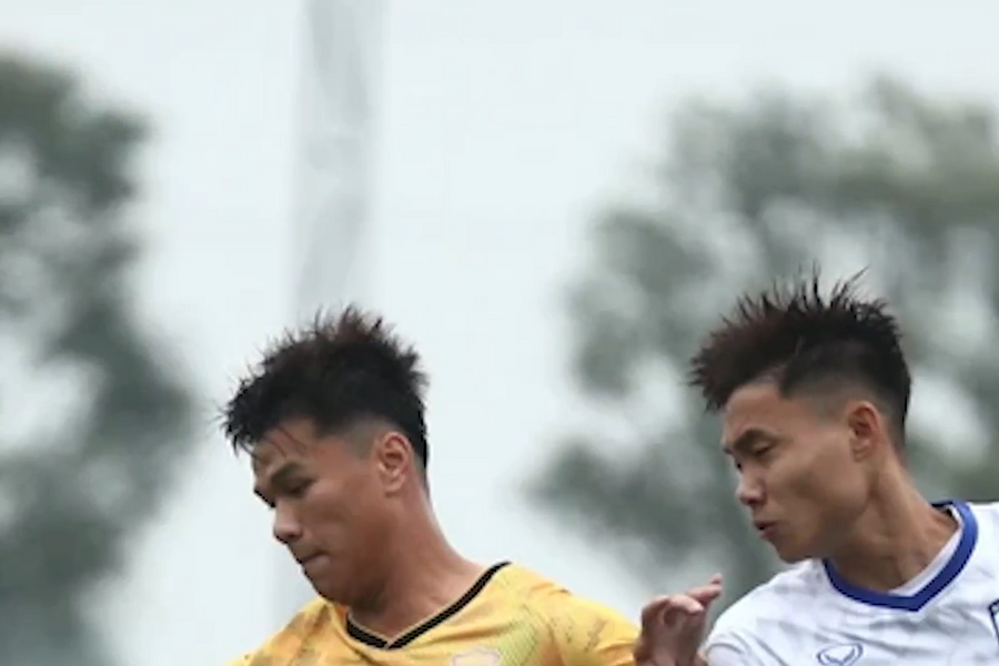 Tiền đạo Cái Văn Quỳ giã từ sự nghiệp bóng đá