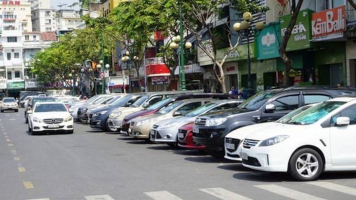 Vì sao đỗ xe nên quay đầu ra ngoài?