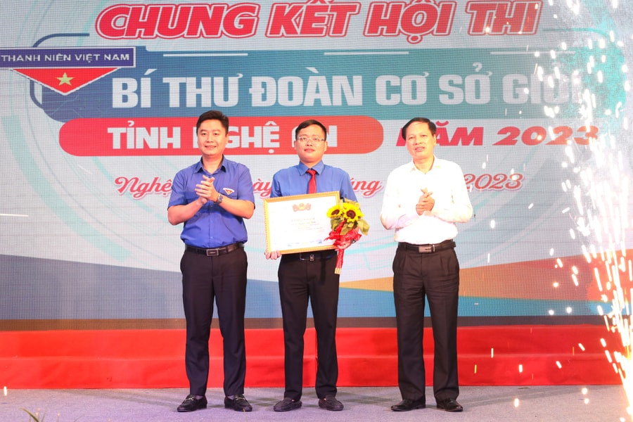 Bí thư Đoàn phường ở thị xã Cửa Lò giành giải Nhất Hội thi 'Bí thư chi đoàn cơ sở giỏi tỉnh Nghệ An' năm 2023
