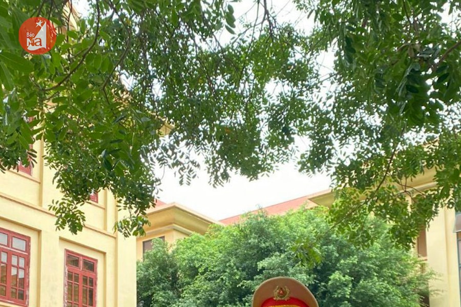 Cảnh sát giao thông Nghệ An phát hiện đối tượng trộm xe ô tô khi kiểm soát phương tiện