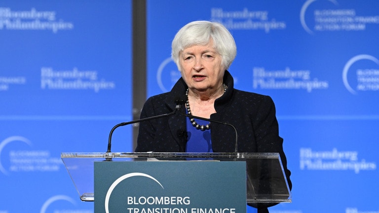 Bộ trưởng Tài chính Mỹ: Ukraine không thể tham chiến nếu không có tiền của Mỹ