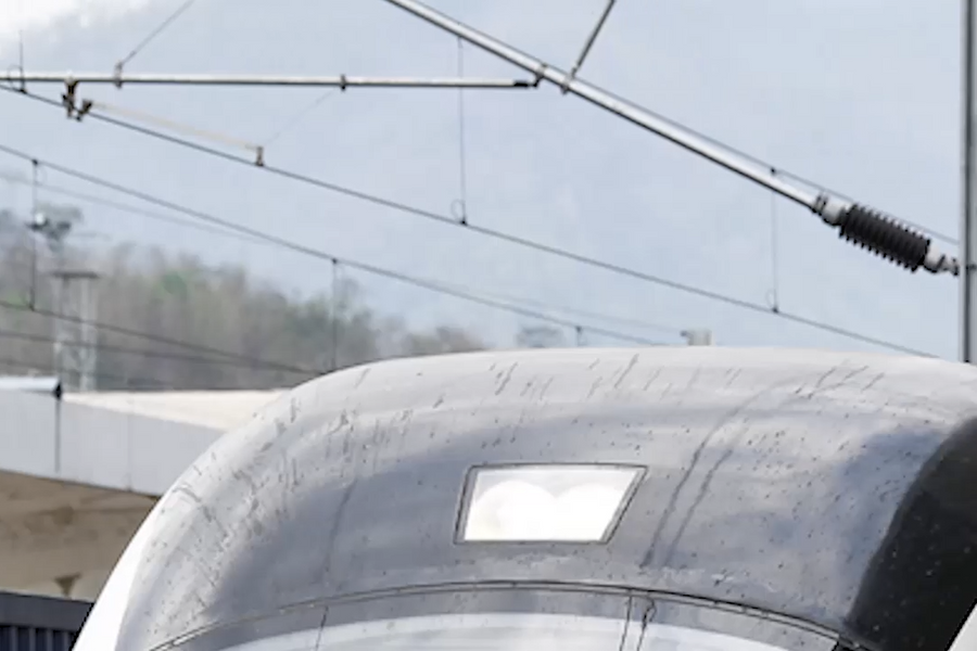 Đường sắt tốc độ cao đoạn Hà Nội -Vinh dài hơn 280 km