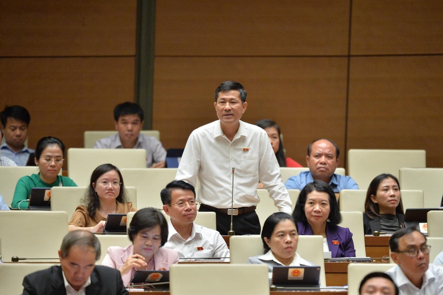 Giáo sư Thái Văn Thành: Bộ Giáo dục và Đào tạo không nhất thiết biên soạn sách giáo khoa cho tất cả các môn học