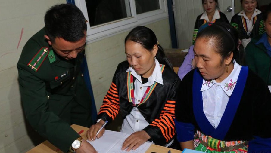 Nâng cao chất lượng xóa mù chữ cho người dân vùng đồng bào dân tộc thiểu số