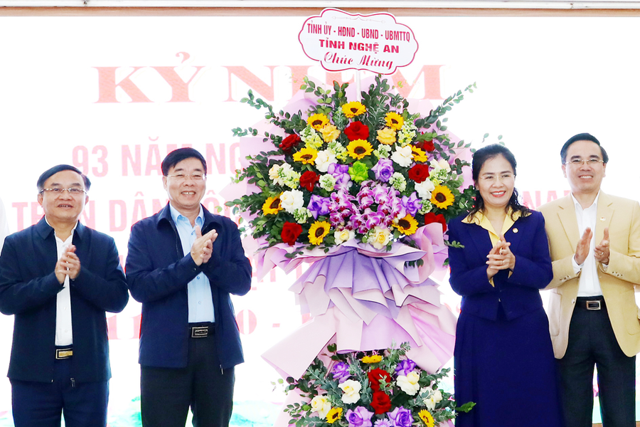 Điểm tin ngày 17/11