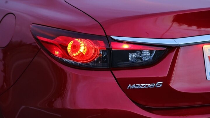 Những sự cố đèn phanh thường gặp không phải ai cũng biết