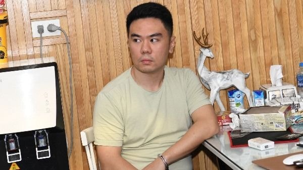 Chân dung 'ông trùm' điều hành xưởng sản xuất ma túy núp bóng thuốc lá điện tử