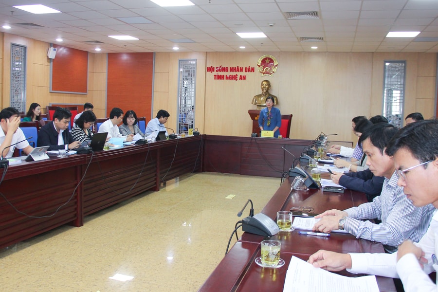 HĐND tỉnh cho ý kiến về đề xuất hỗ trợ xây dựng các dự án dược liệu quý trên địa bàn tỉnh Nghệ An