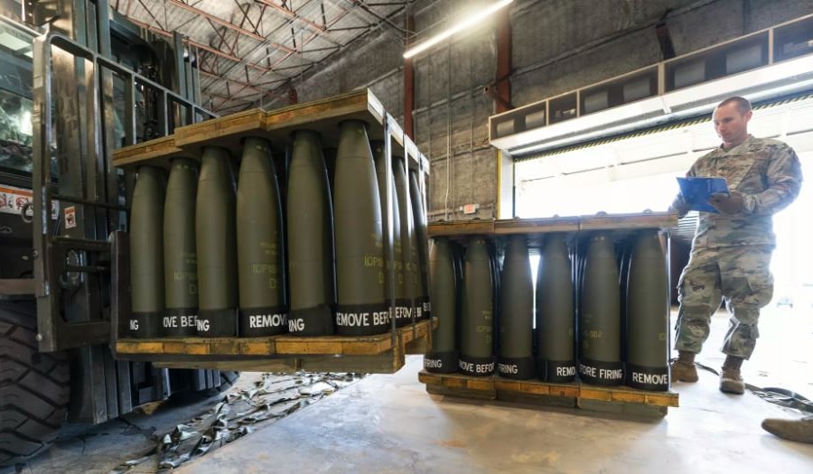 Ukraine và Mỹ đồng ý tăng cường giám sát sử dụng các lô vũ khí cuối cùng