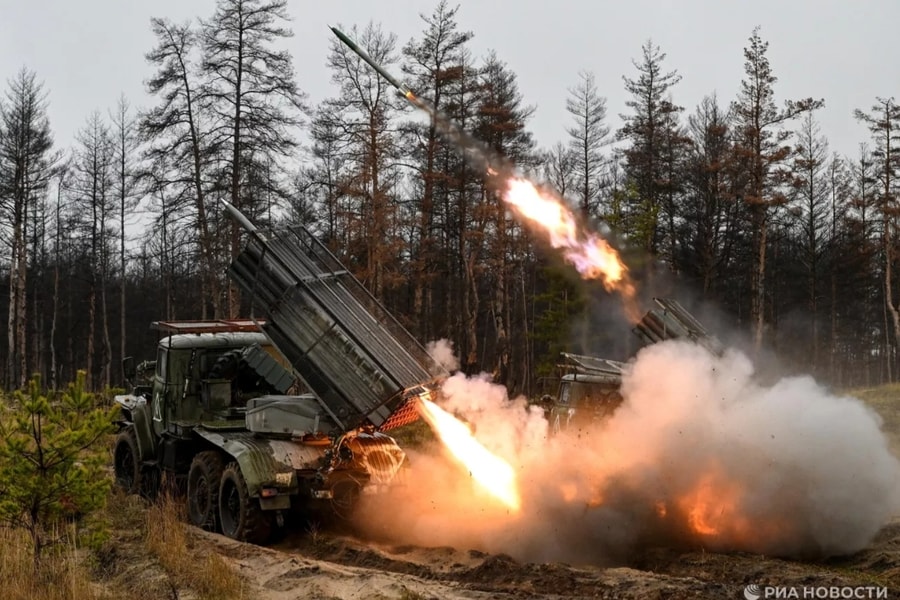 Các cuộc 'tấn công kép' của quân đội Nga trở thành 'cơn ác mộng' cho Ukraine