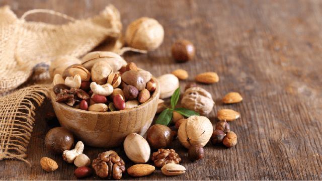 7 loại hạt giàu dinh dưỡng tốt cho sức khỏe người cao tuổi