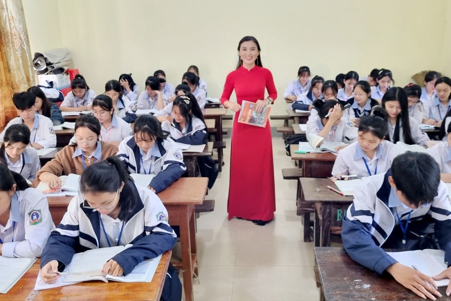 Bộ Giáo dục - Đào tạo tổ chức Hội nghị tổng kết 10 năm thực hiện Nghị quyết 29