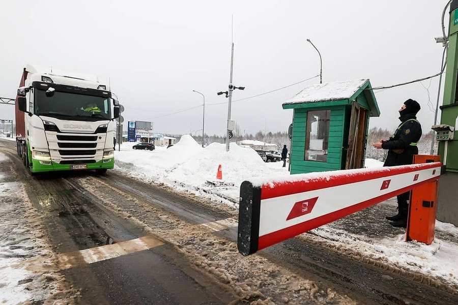 Phần Lan đóng toàn bộ trạm kiểm soát biên giới với Nga