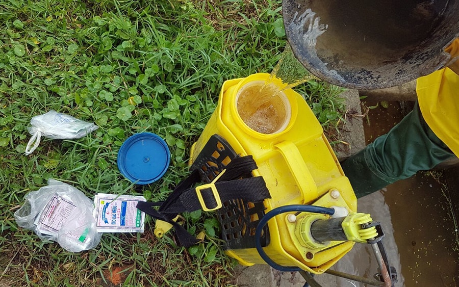 Xây dựng bể chứa thu gom rác thải bảo vệ thực vật, thay đổi ý thức người dân 