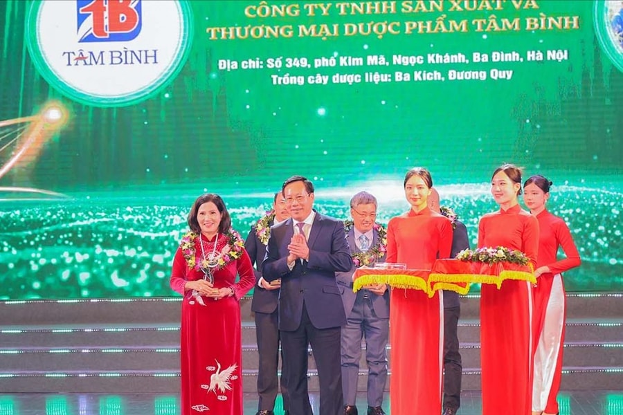 Dược phẩm Tâm Bình - Doanh nghiệp tiêu biểu vì sự phát triển dược liệu Việt