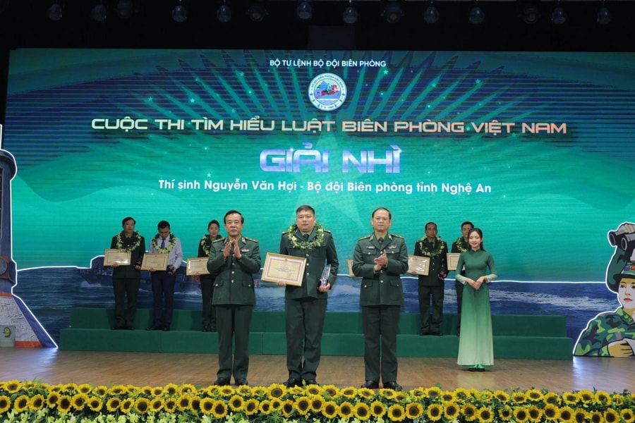 Nghệ An đoạt giải cao trong cuộc thi tìm hiểu Luật biên phòng Việt Nam