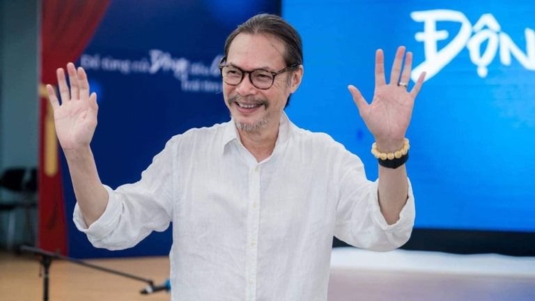 Loạn giá vé Táo quân 2024, xôn xao thông tin NSND Trần Lực làm đạo diễn