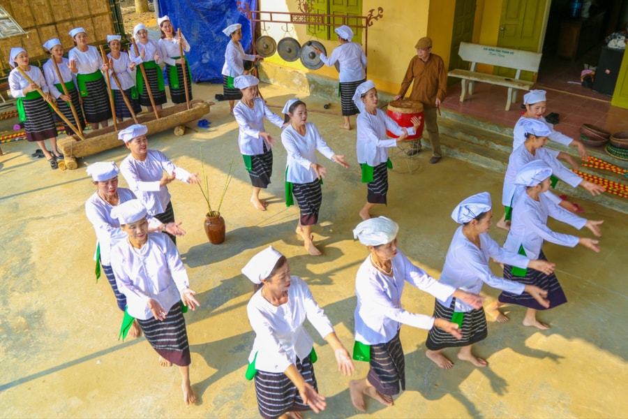 Thực hiện có hiệu quả Chương trình mục tiêu quốc gia phát triển kinh tế - xã hội vùng đồng bào dân tộc thiểu số và miền núi