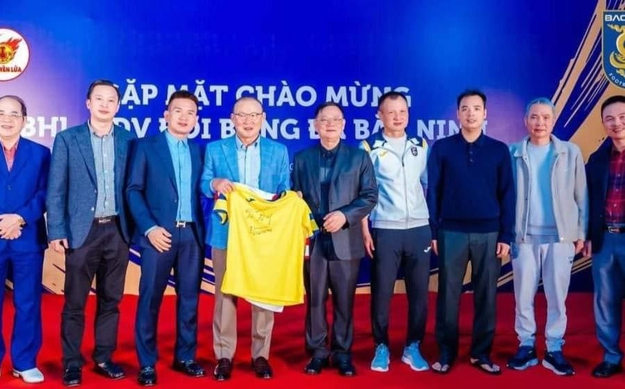 Huấn luyện viên Park Hang-seo bất ngờ tái xuất với đội bóng hạng Nhì; Lý do thực sự khiến Jurgen Klopp quyết định chia tay Liverpool