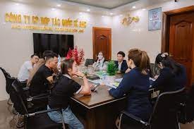 Tìm bị hại vụ 'Tổ chức cho người khác trốn đi nước ngoài' của Công ty Cổ phần Hợp tác quốc tế AHD