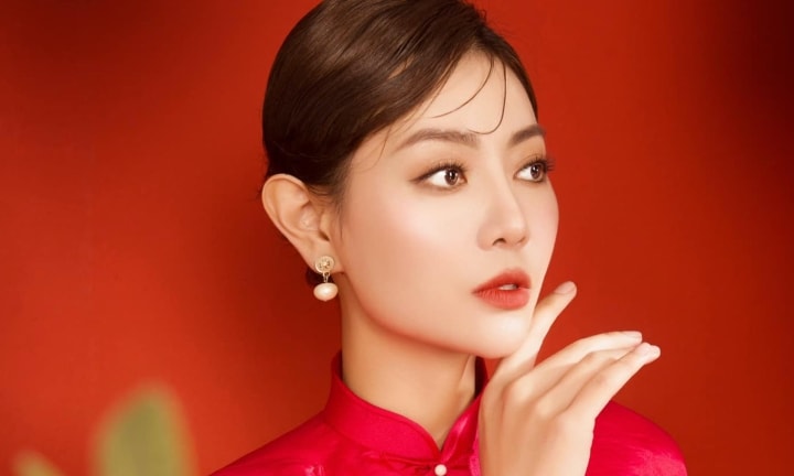 Á hậu lần đầu đóng Táo quân 2024, nổi tiếng với vai 'gái làng chơi' là ai?