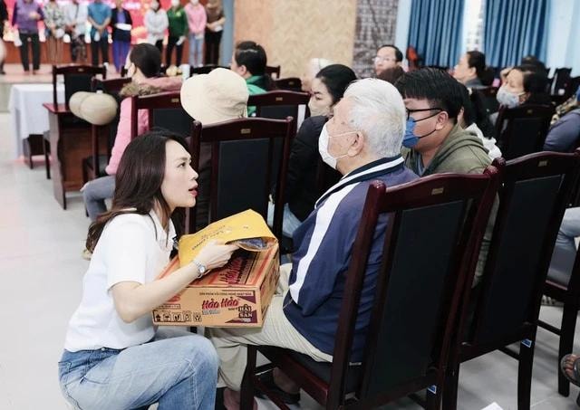 Những ‘chị đại’ thâu tóm giải thưởng làng giải trí Việt