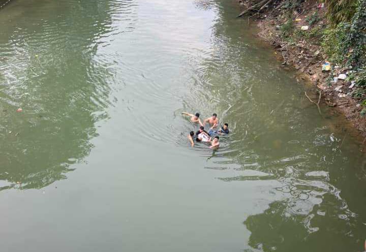 Tìm thấy thi thể nam thanh niên nghi nhảy cầu tự tử ở Nghệ An