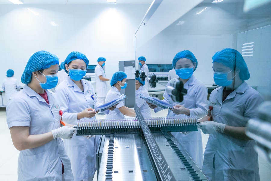 Những cống hiến lặng thầm của các bác sĩ huyết học Nghệ An