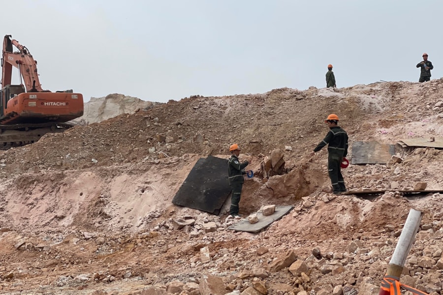 Chốt thời gian kiểm định do nổ mìn làm nứt, lún nhà cửa trên tuyến cao tốc Bắc - Nam