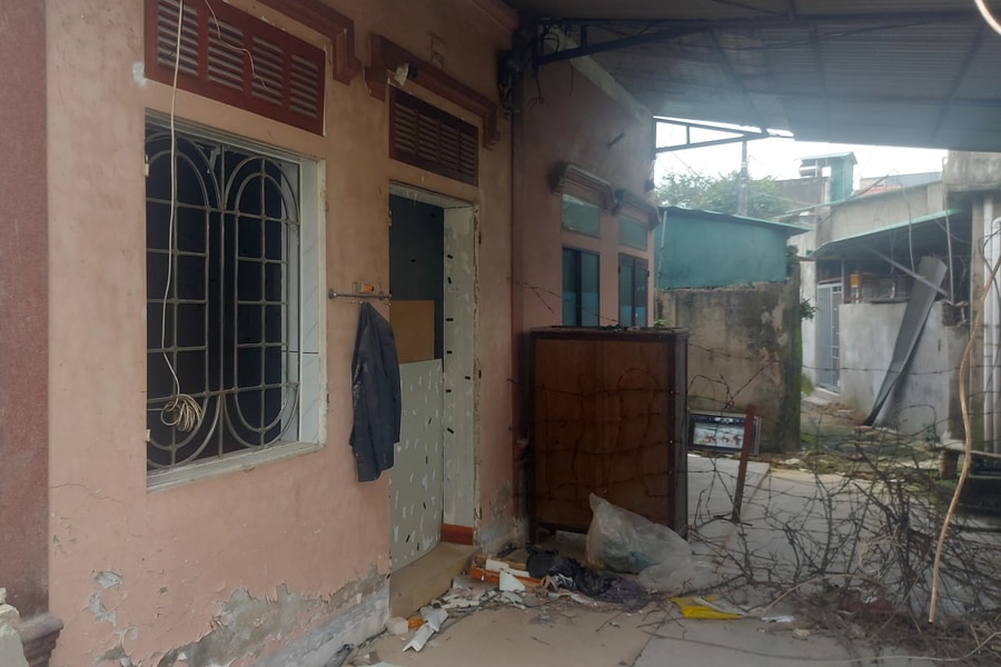 Đề nghị các giáo viên mượn nhà tập thể của trường THPT Dân tộc Nội trú Nghệ An khẩn trương di dời, bàn giao lại mặt bằng