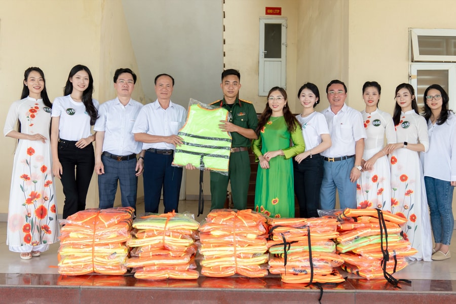 Top 30 'Nữ thanh niên thanh lịch Cửa Lò' triển khai nhiều hoạt động hướng về biển đảo quê hương