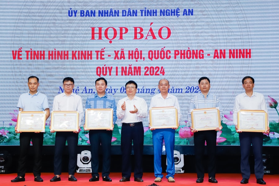 Đẩy mạnh tuyên truyền những nội dung, nhiệm vụ trọng tâm tỉnh Nghệ An thực hiện Nghị quyết 39 của Bộ Chính trị