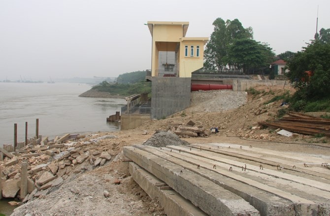 Tội vi phạm quy định về bảo vệ an toàn công trình thủy lợi, đê điều và phòng, chống thiên tai; vi phạm quy định về bảo vệ bờ, bãi sông là gì?