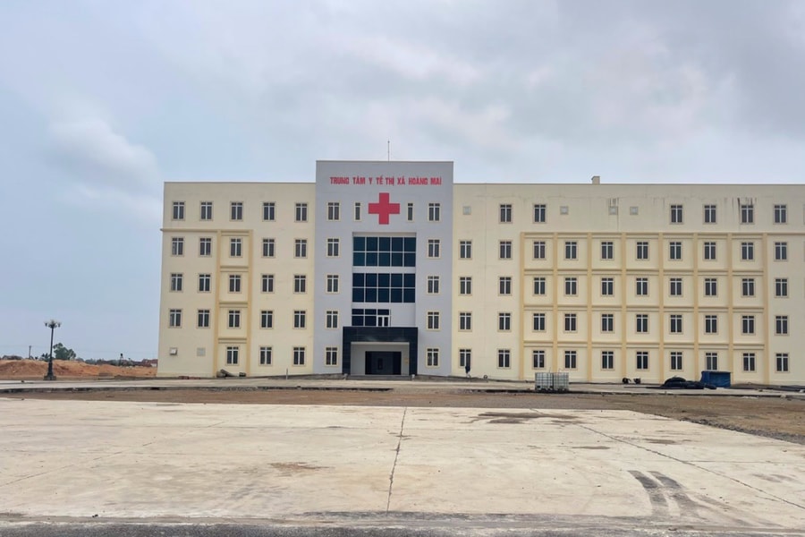 Vì sao Dự án xây dựng Trung tâm Y tế thị xã Hoàng Mai dùng dằng mãi chưa xong?