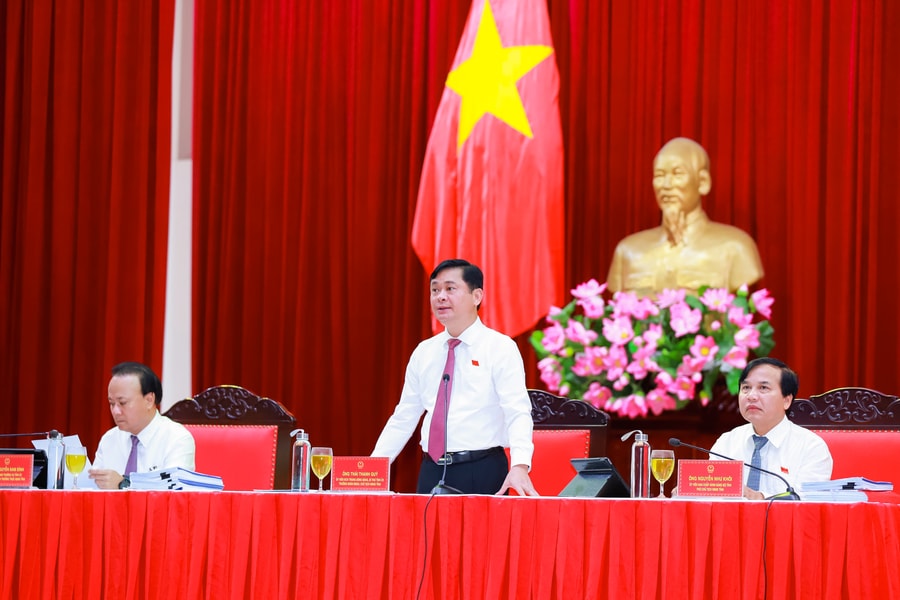 HĐND tỉnh Nghệ An khóa XVIII quyết nghị cho 1 đại biểu thôi làm nhiệm vụ