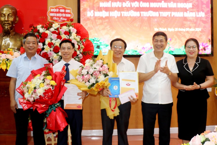 Công bố quyết định bổ nhiệm Hiệu trưởng Trường THPT Phan Đăng Lưu (Yên Thành)
