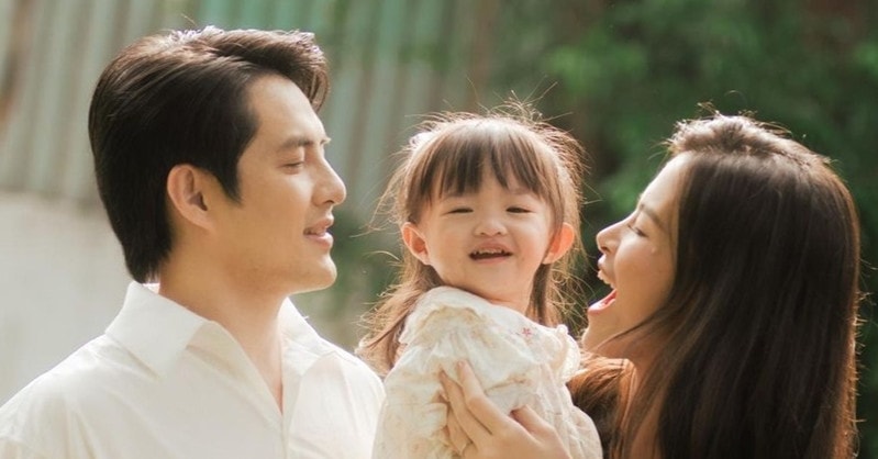 Cuộc sống làm dâu nhà hào môn bao người mơ của ca sĩ Đông Nhi