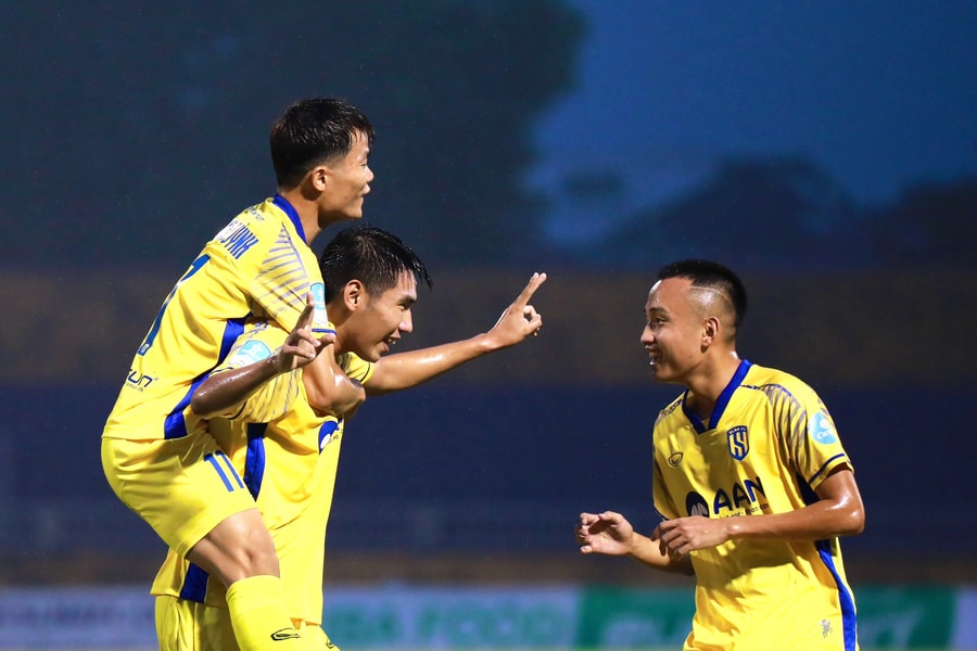 Liệu Sông Lam Nghệ An có chơi 'canh bạc tất tay' trước Hoàng Anh Gia Lai?