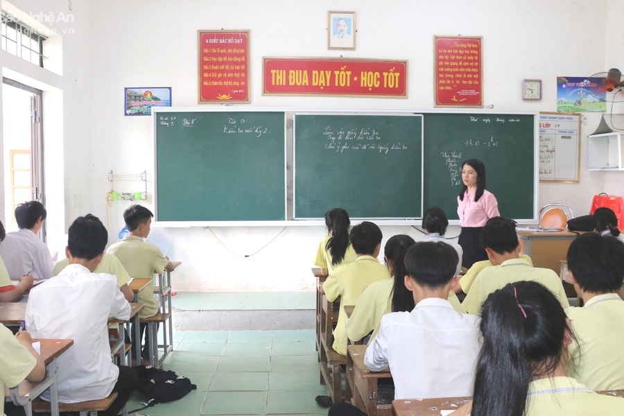 Nghệ An: Gia tăng áp lực trường lớp vì tăng học sinh trong năm học mới