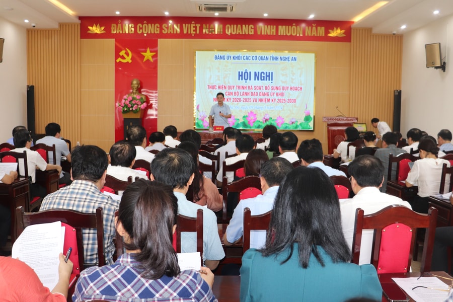 Rà soát, bổ sung quy hoạch cán bộ Đảng ủy Khối Các quan tỉnh Nghệ An